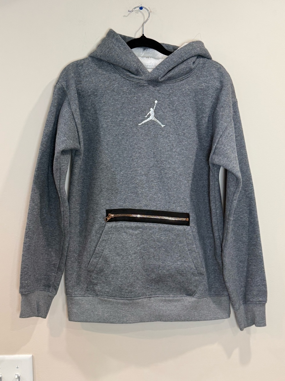🔥Jordan Kids' Grey Pullover Hoodie with Front Pocket Size L EUC🔥